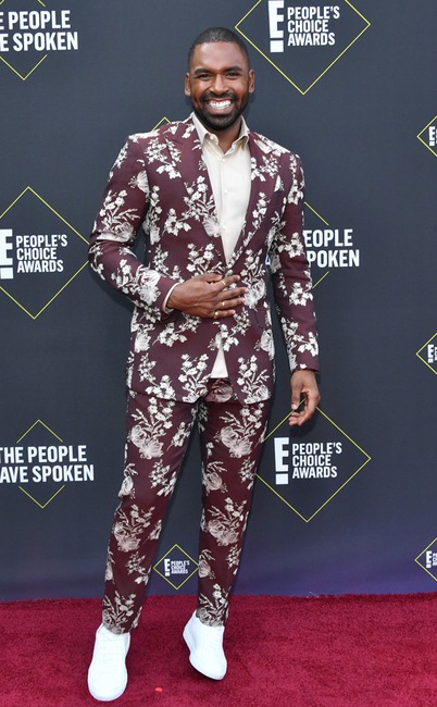 Justin Sylvester, 2019 E! People's Choice Awards, Red Carpet Fashion